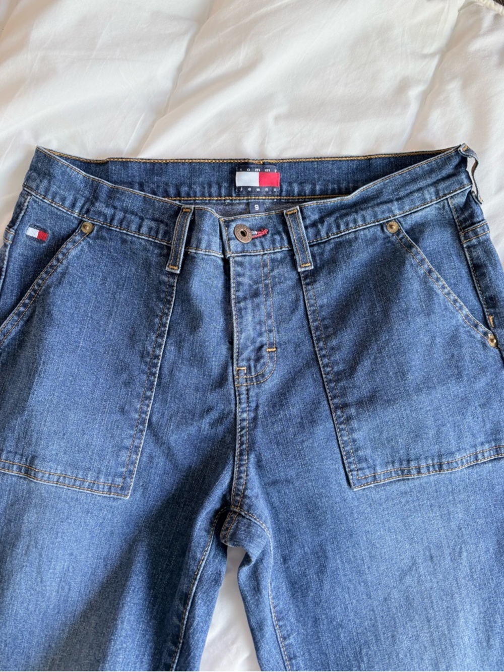 Tommy Hilfiger Low Rise bareback Flare Jeans Medium Wash Utility Pocket 29